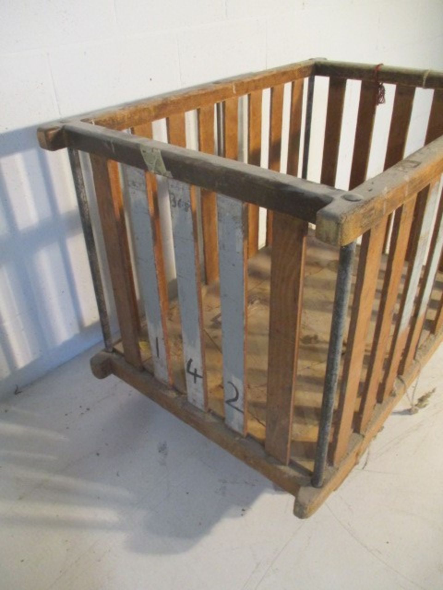 A slatted wooden industrial bobbin trolley, 109 cm x 70 cm - Image 3 of 6