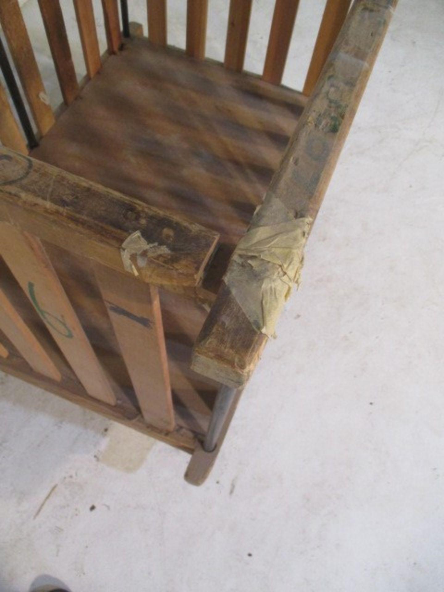 An industrial slatted wooden bobbin trolley - length 109cm, width 70cm - Image 3 of 6
