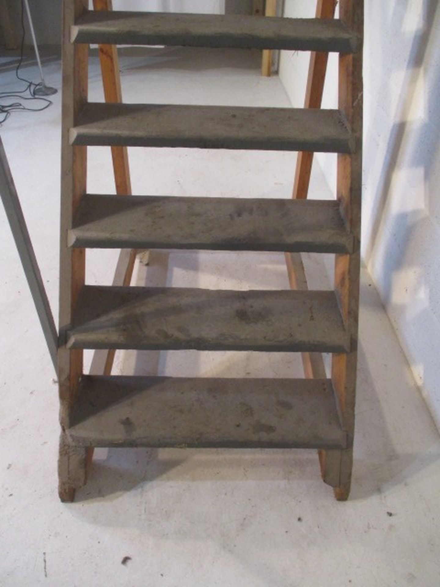 A set of handmade steps with rail, height overall 213cm - Image 3 of 6