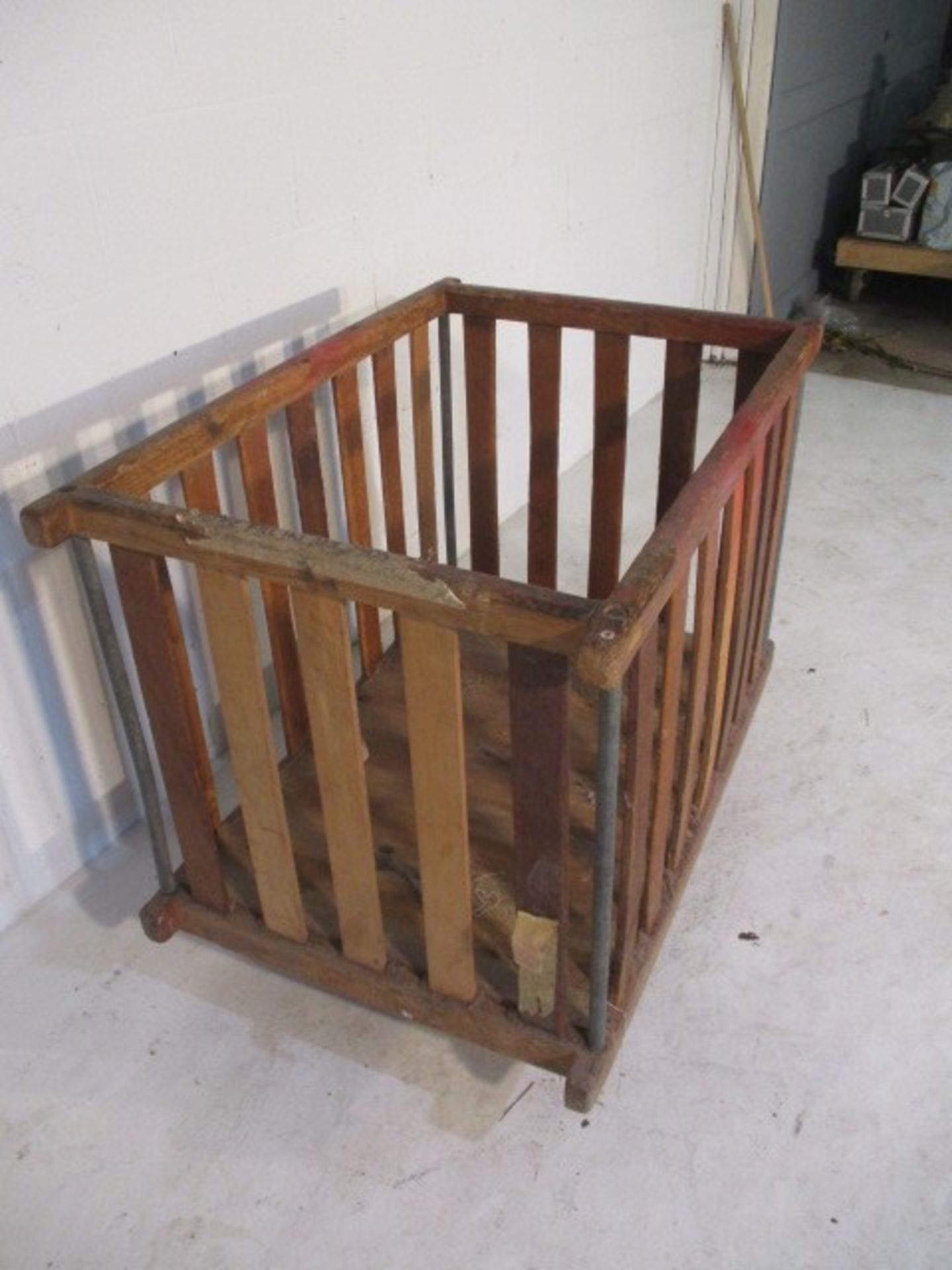 A slatted wooden bobbin tilt trolley - length 106cm, width 70cm - Image 2 of 5