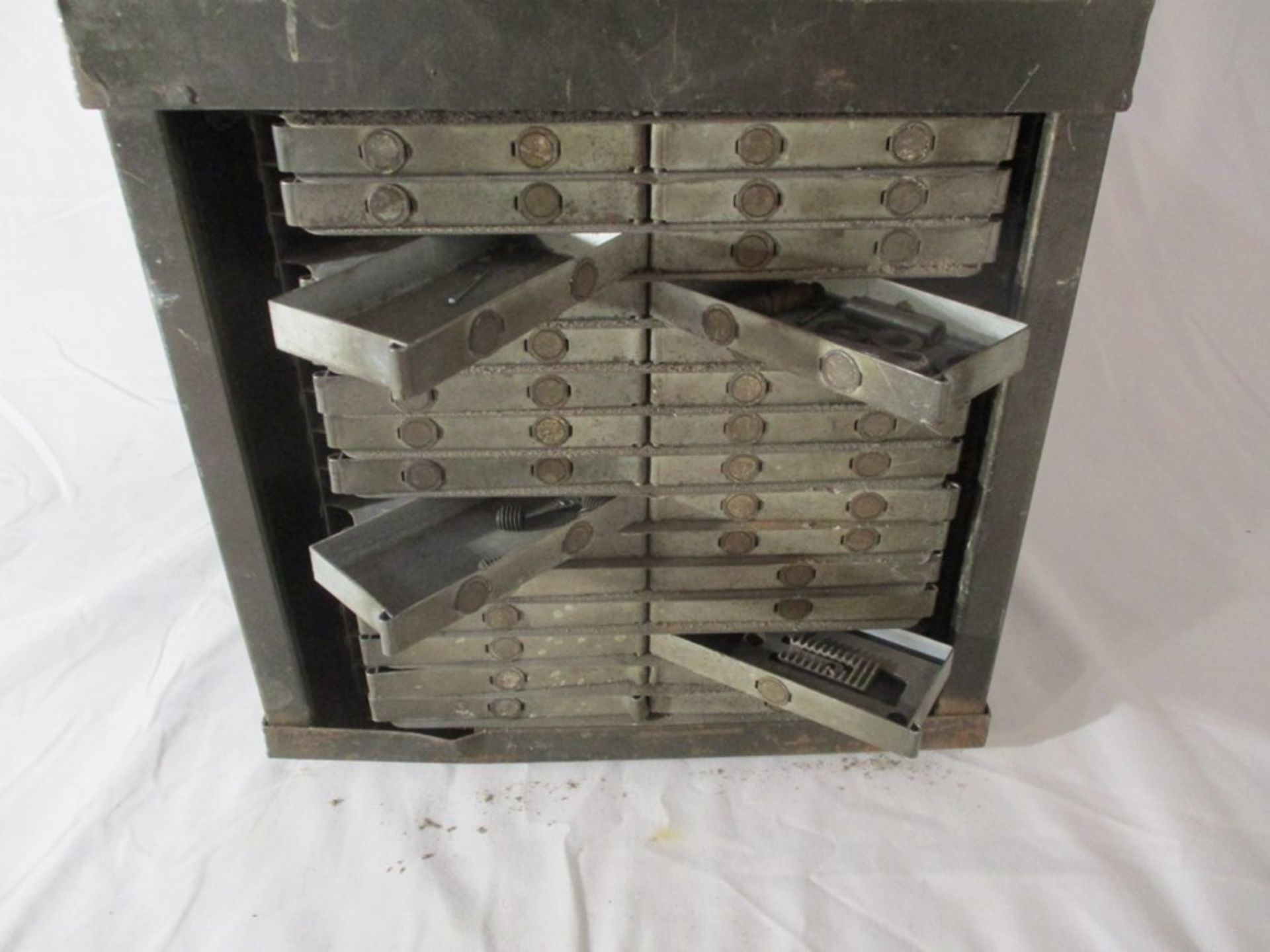 An industrial multi purpose stock master revolving cabinet - Image 8 of 11