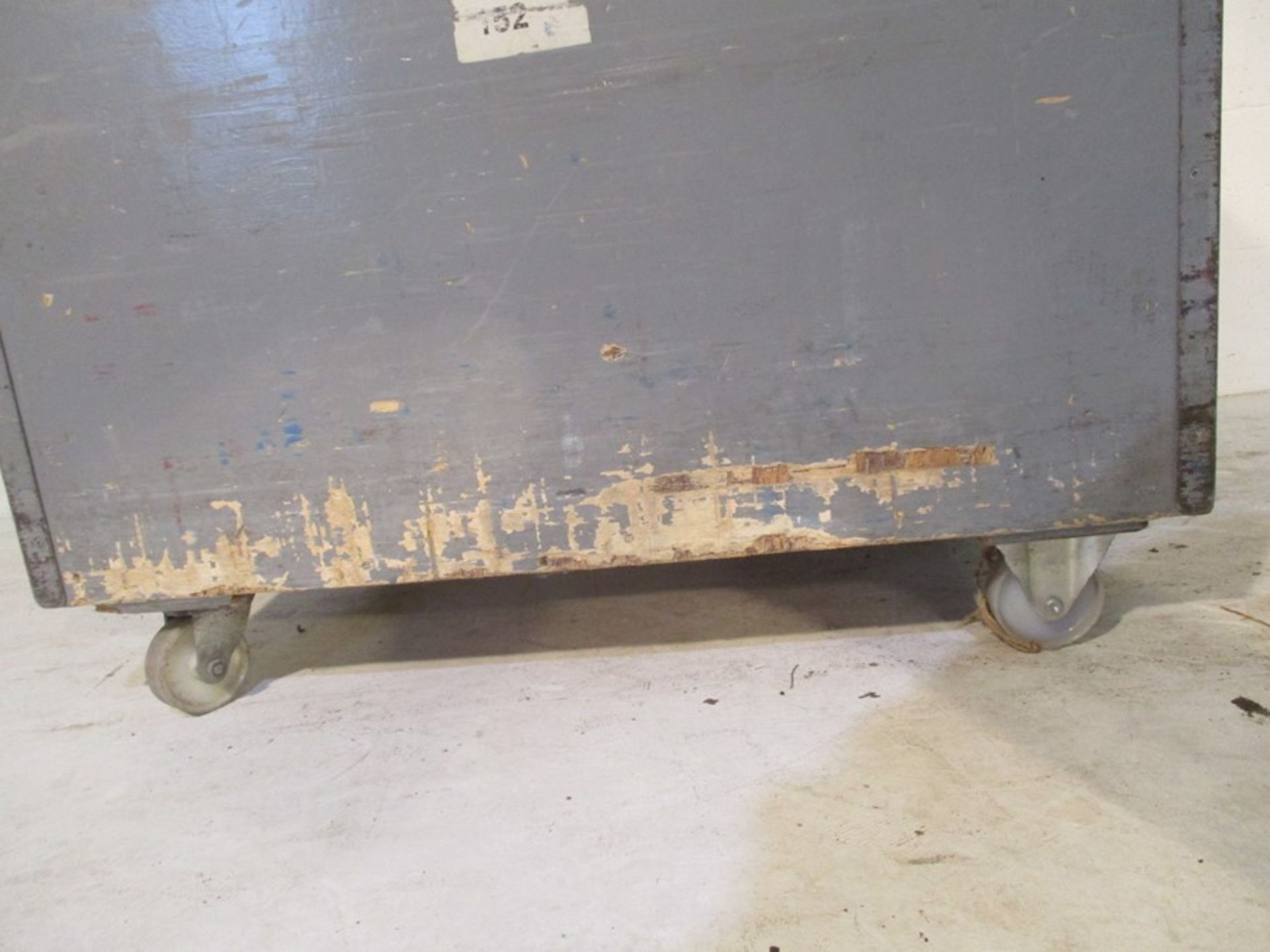 An industrial storage trolley - length 102cm, width 72cm - Image 7 of 8