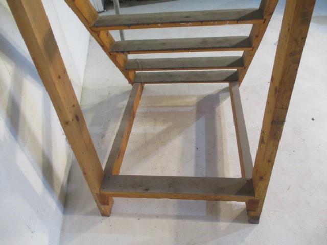 A set of handmade steps with rail, overall height 207cm - Image 5 of 5