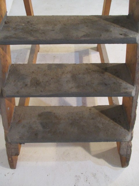 A set of handmade steps with rail, height overall 214 cm - Image 3 of 6