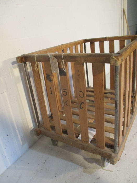 A slatted wooden bobbin trolley, height 81 cm, length 108 cm, width 69 cm - Image 5 of 6