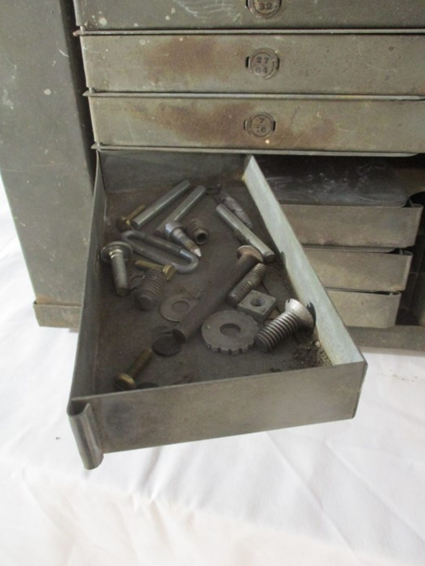 An industrial multi purpose stock master revolving cabinet - Image 6 of 11