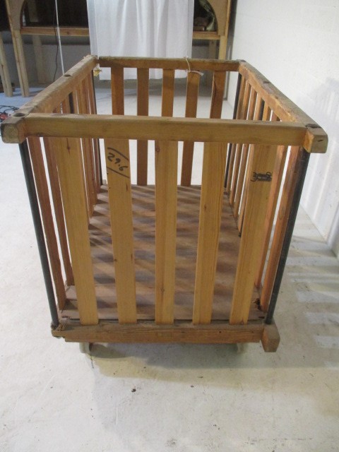 An industrial slatted wooden bobbin trolley - length 109cm, width 70cm - Image 5 of 6