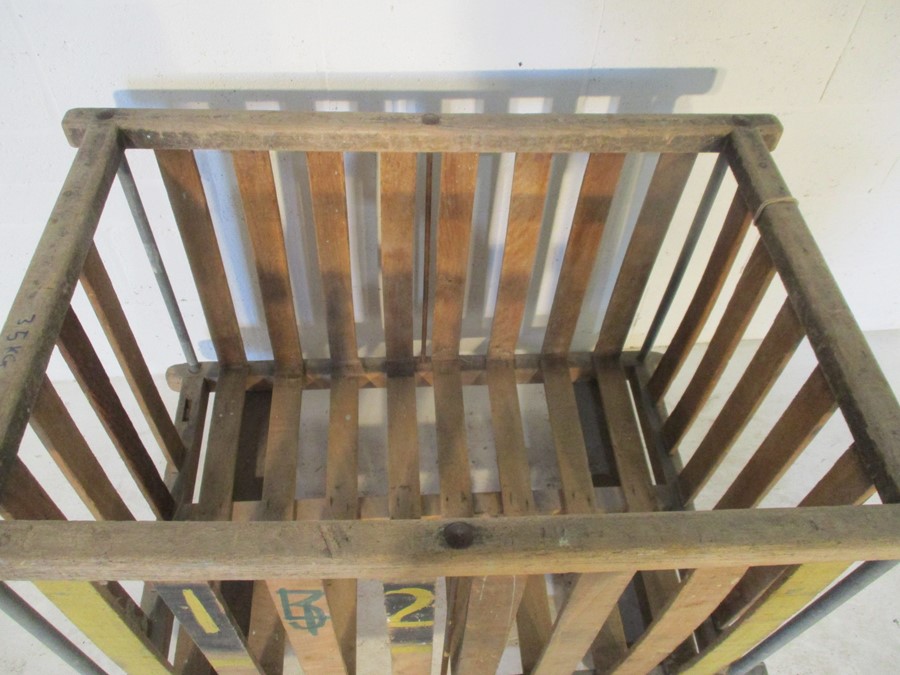 An industrial slatted wooden bobbin trolley - length 108cm, width 70cm - Image 3 of 6