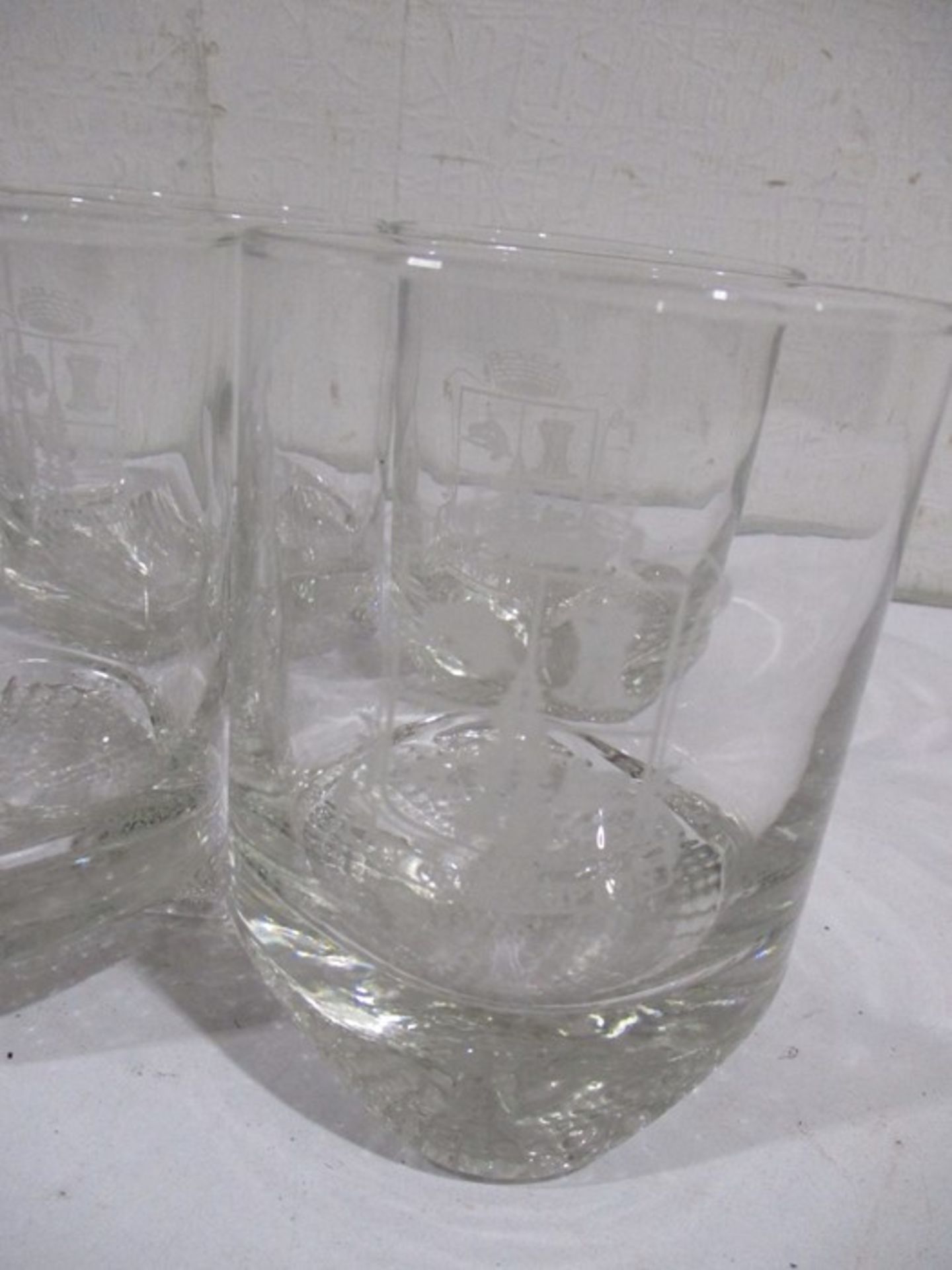 A large quantity of glassware in two boxes including tumblers, martini glasses etc. - Image 16 of 19