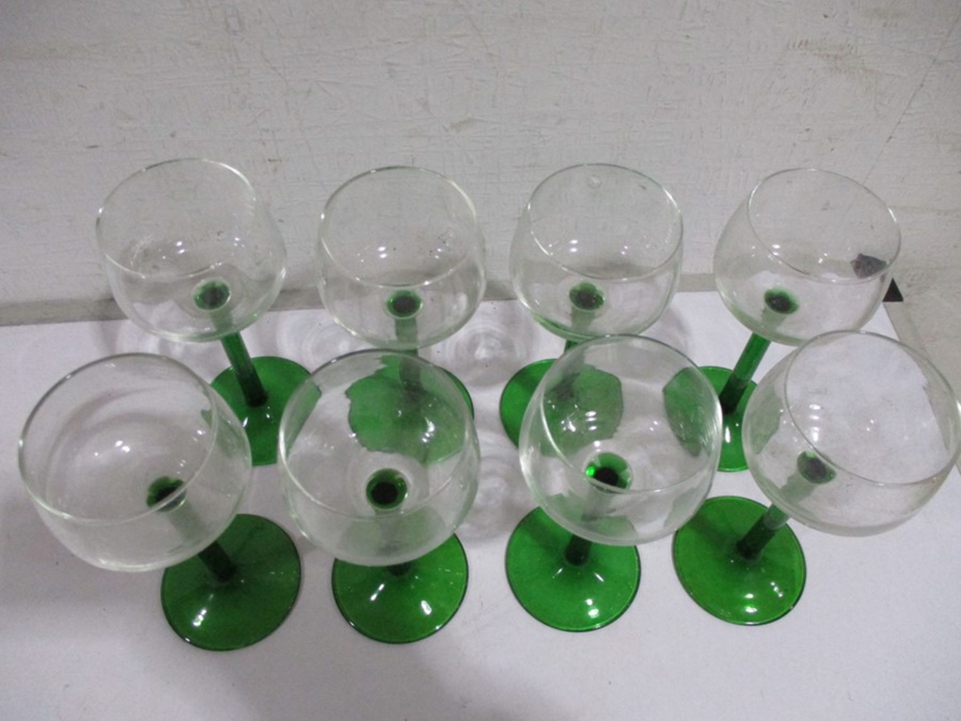 A large quantity of glassware in two boxes including tumblers, martini glasses etc. - Image 9 of 19