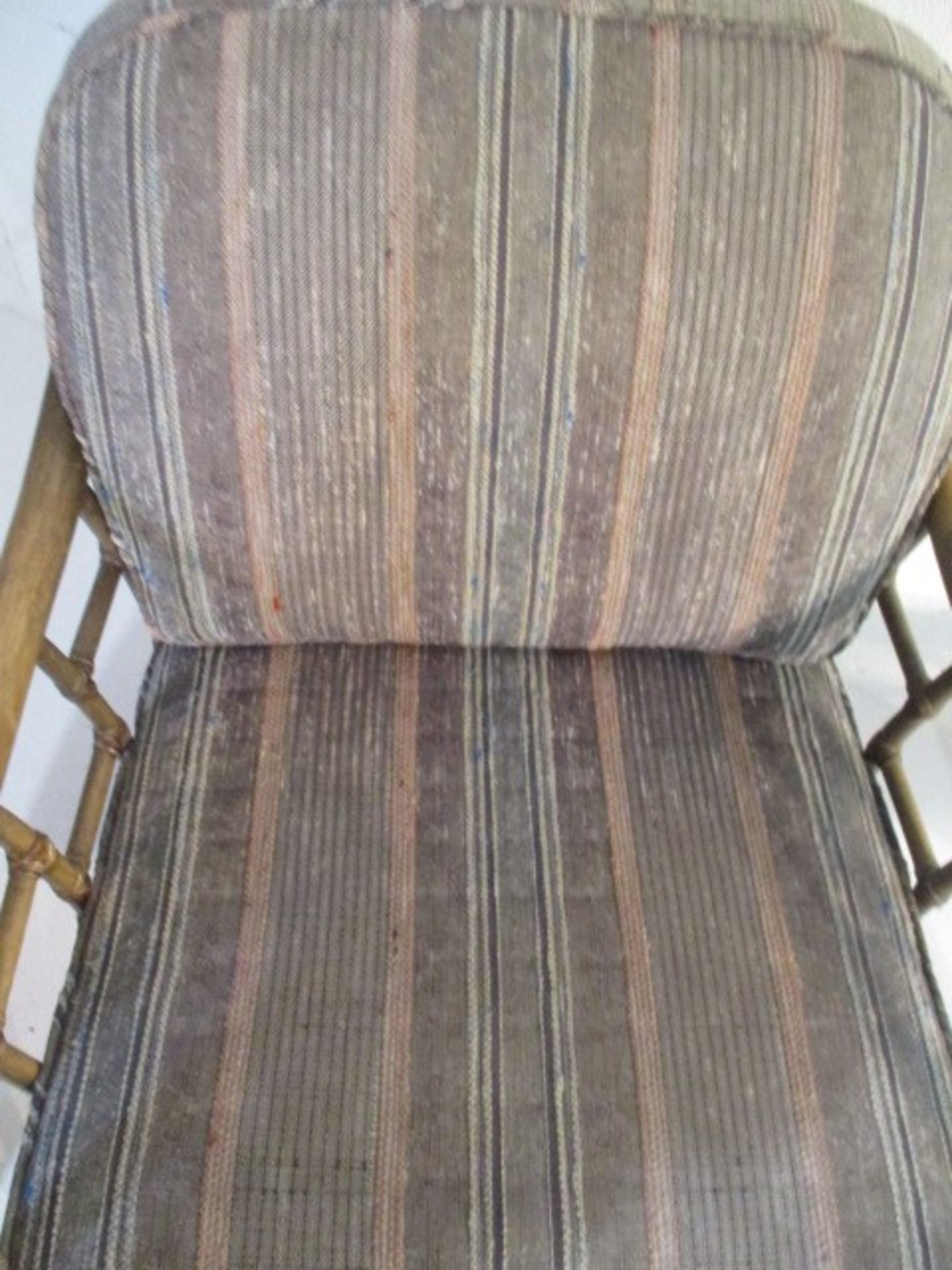 A conservatory chair along with two similar coffee tables - Bild 10 aus 11