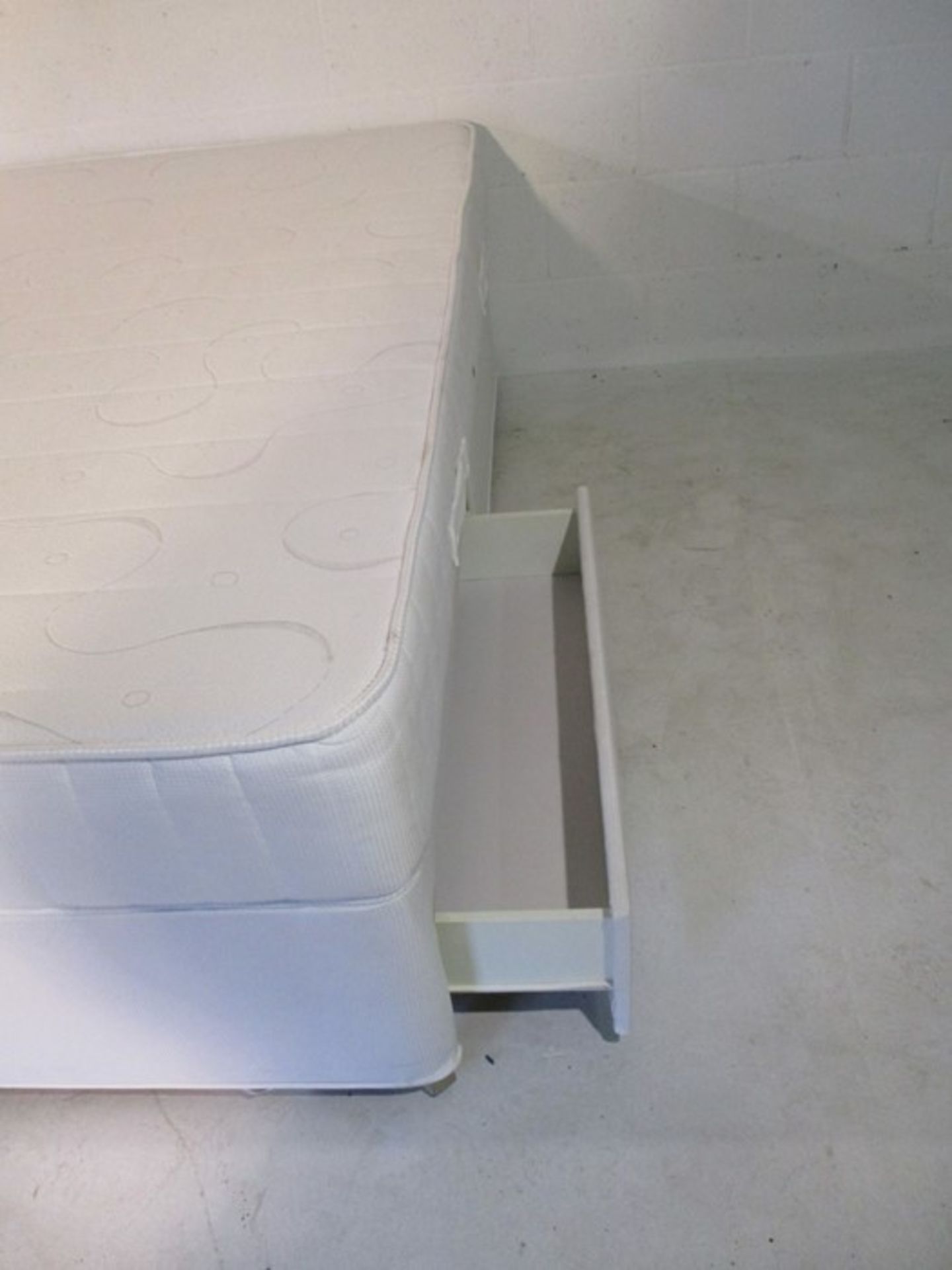 A Sweet Dreams double bed with memory foam mattress - Bild 4 aus 6