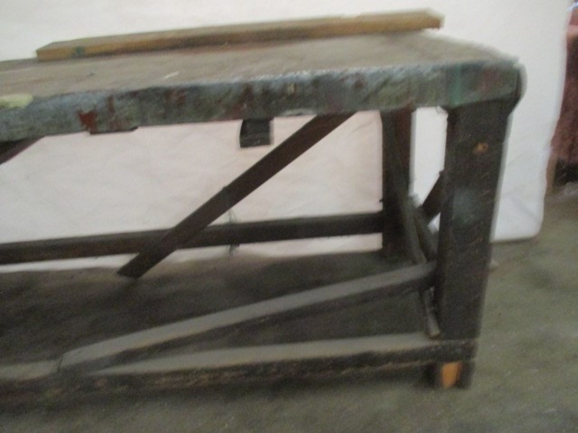 A large industrial workbench with metal covered top. Length 231cm Width 76cm Height 84cm. - Bild 4 aus 16