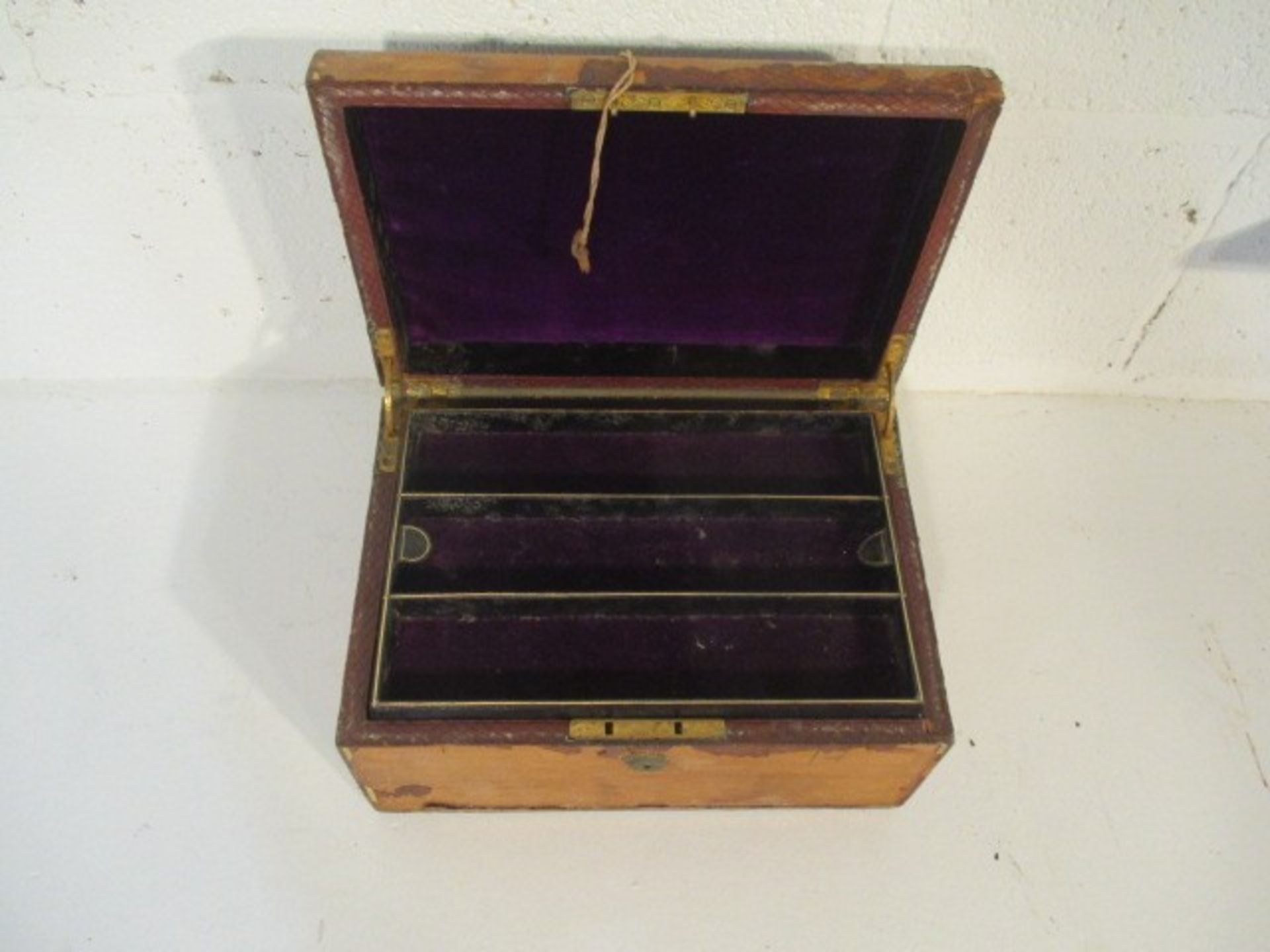 A selection of vintage wooden crates, shelving, boxes etc - Bild 5 aus 11