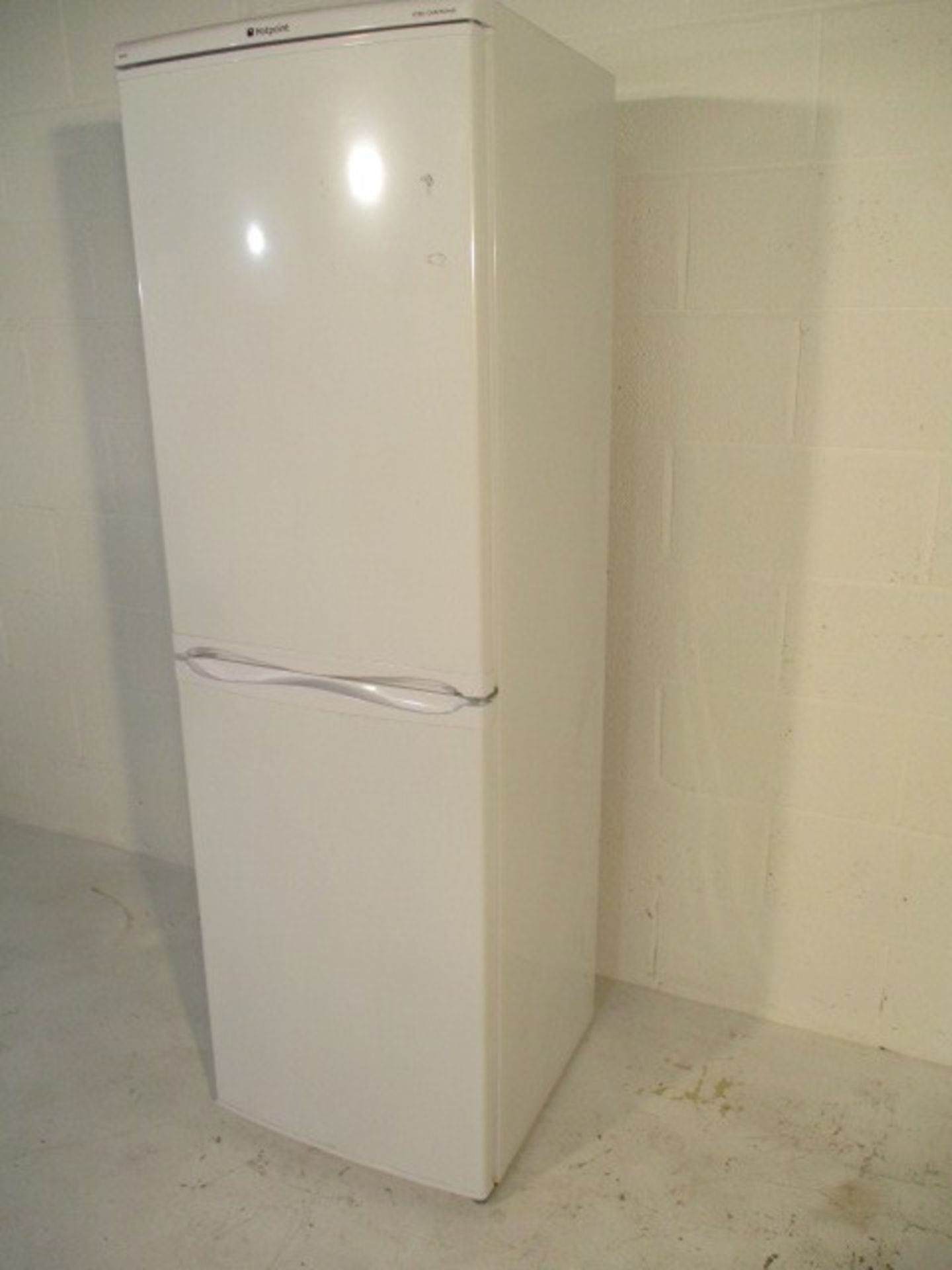 A Hotpoint Iced Diamond (RFA52P) upright fridge freezer - Bild 2 aus 9