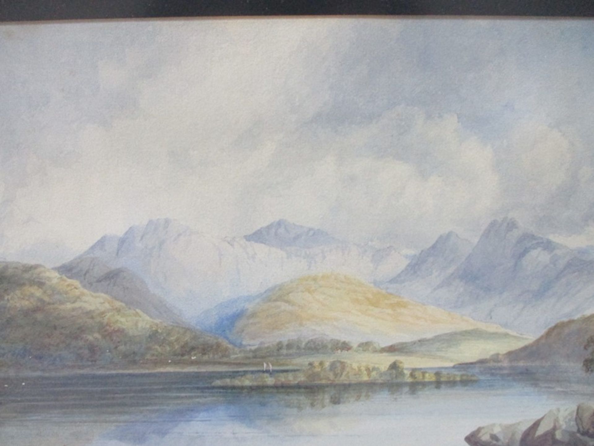 Two watercolour paintings, one of a lake scene and the other a seascape along with an acrylic work - Image 4 of 17