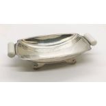 A hallmarked silver art deco two handled dish, weight 153.7g