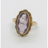 A 9ct gold ring with amethyst stone