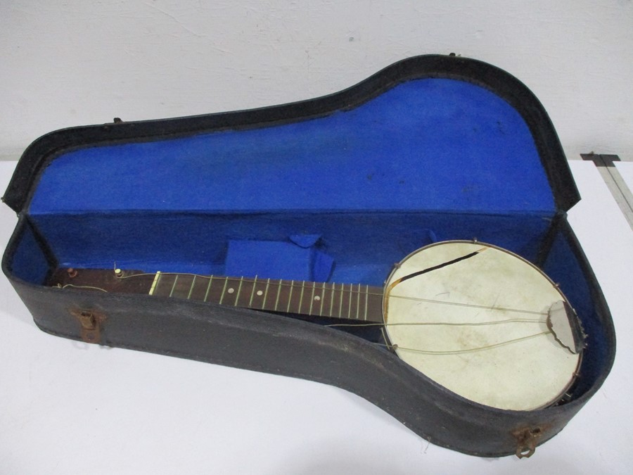 A small banjo in case A/F