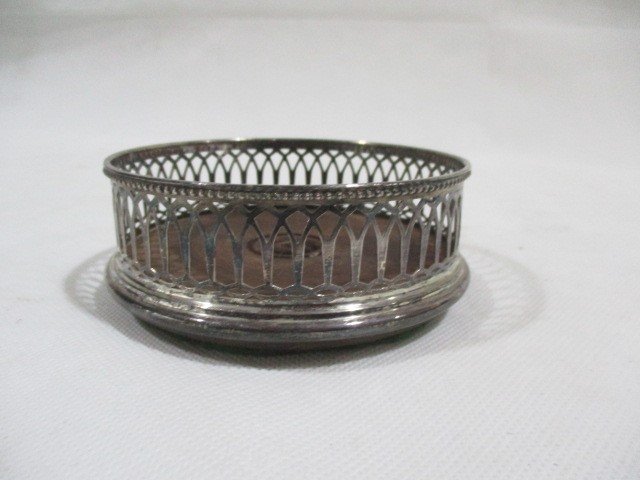 A collection of various silver plated items including spirit kettle on stand, napkin rings, - Image 3 of 17