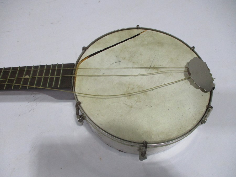 A small banjo in case A/F - Image 4 of 9