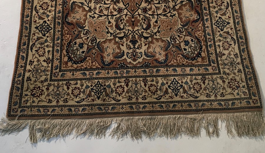 A cream ground run with floral pattern - some sun damage W105cm L172cm - Image 2 of 3