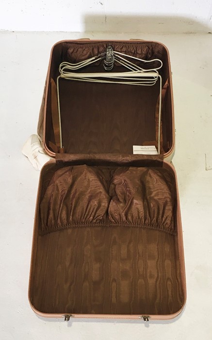Two vintage wardrobe suitcases including a "Rev-Robe" with canvas covers - Image 2 of 4