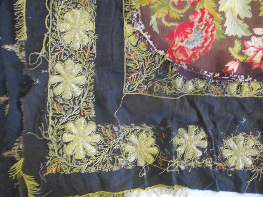 A collection of various linen and beadwork panels, patterns etc - Image 12 of 17