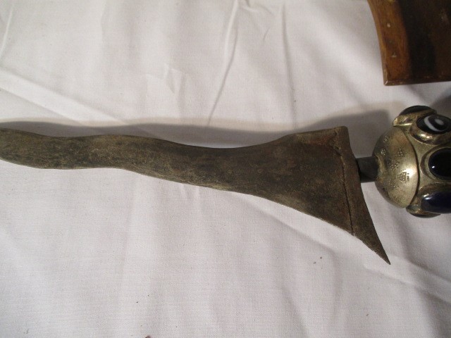 A 20th century Kris (possibly Balinese) with undulating double edged blade. The SCM grip formed as a - Image 22 of 27