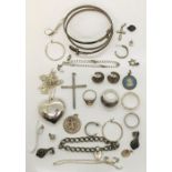 A collection of 925 silver jewellery including a Stephen Webster silver ring, total weight 157.6g