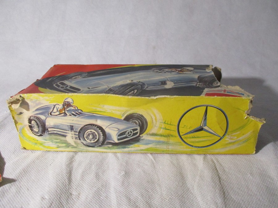 A vintage Mercedes Benz friction driven, tin plate model racer, Made in West Germany by NF. Car No - Bild 12 aus 14