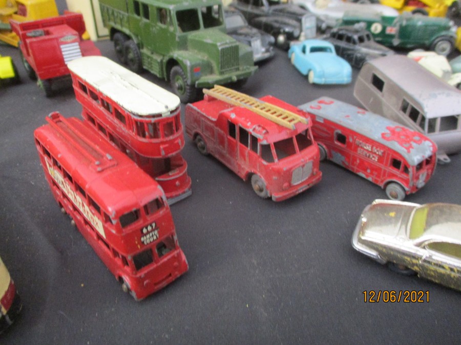 A selection of vintage play worn model cars including Lesney, Corgi and Dinky - Bild 13 aus 33