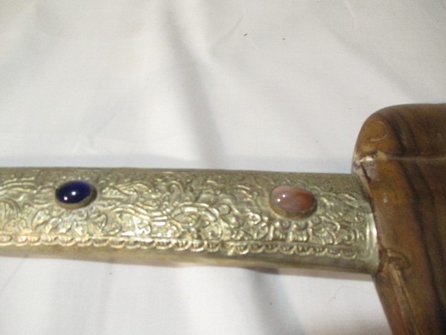 A 20th century Kris (possibly Balinese) with undulating double edged blade. The SCM grip formed as a - Image 5 of 27