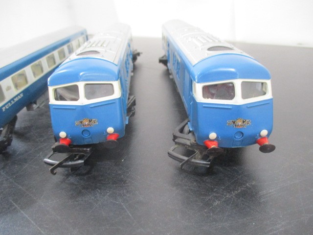 Hornby Tri-ang Blue Pullman three car train set. - Bild 5 aus 6