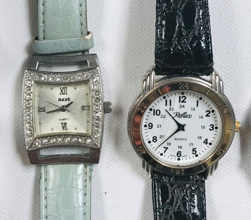 A collection of various watches - Image 4 of 6