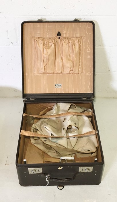 Two vintage wardrobe suitcases including a "Rev-Robe" with canvas covers - Image 3 of 4