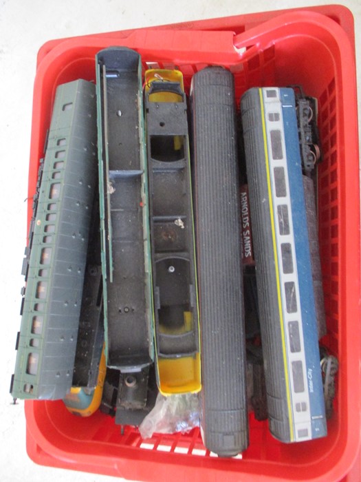 A collection of OO gauge model railways parts and spares A/F - Bild 2 aus 13