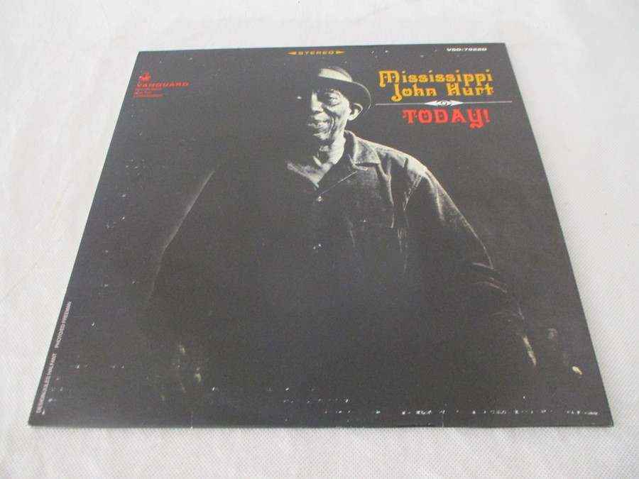 A collection of eight vintage blues 12" vinyl records including John Lee Hooker, Muddy Waters, Jesse - Image 6 of 9