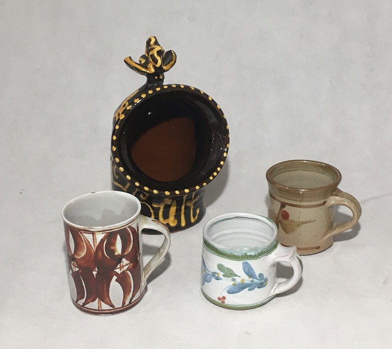 A collection of studio pottery style mugs etc - Image 5 of 5