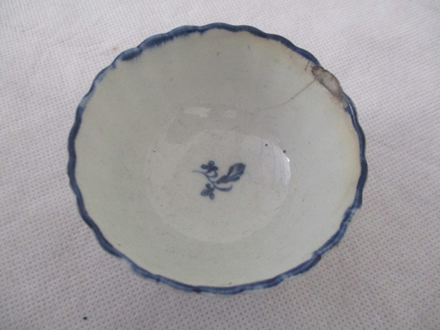 A Dr. Wall period Worcester tea bowl A/F - Image 2 of 6