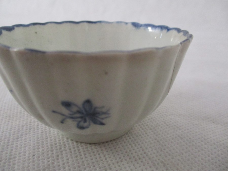 A Dr. Wall period Worcester tea bowl A/F - Image 3 of 6