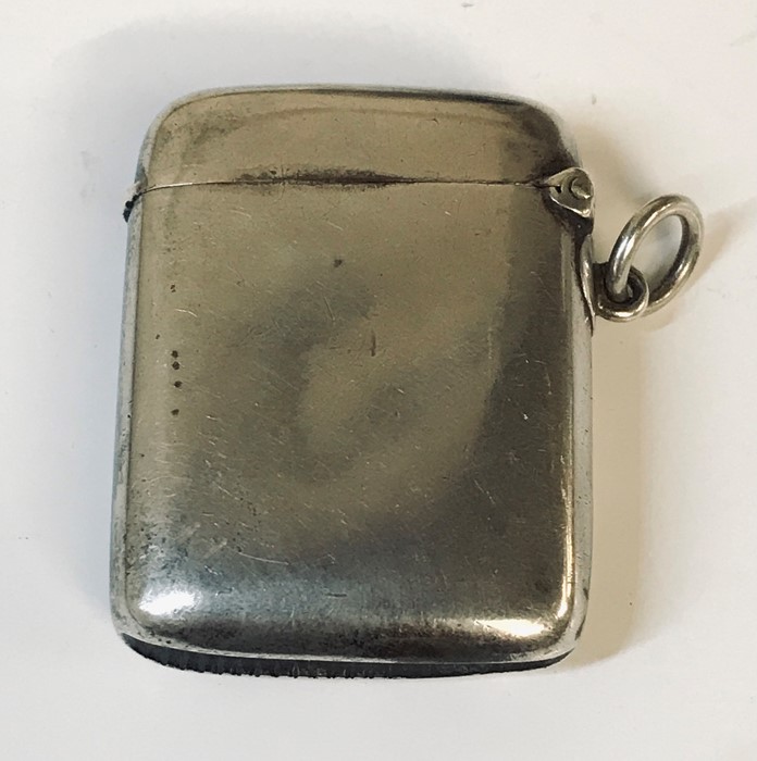 A hallmarked silver vesta case - Image 4 of 4