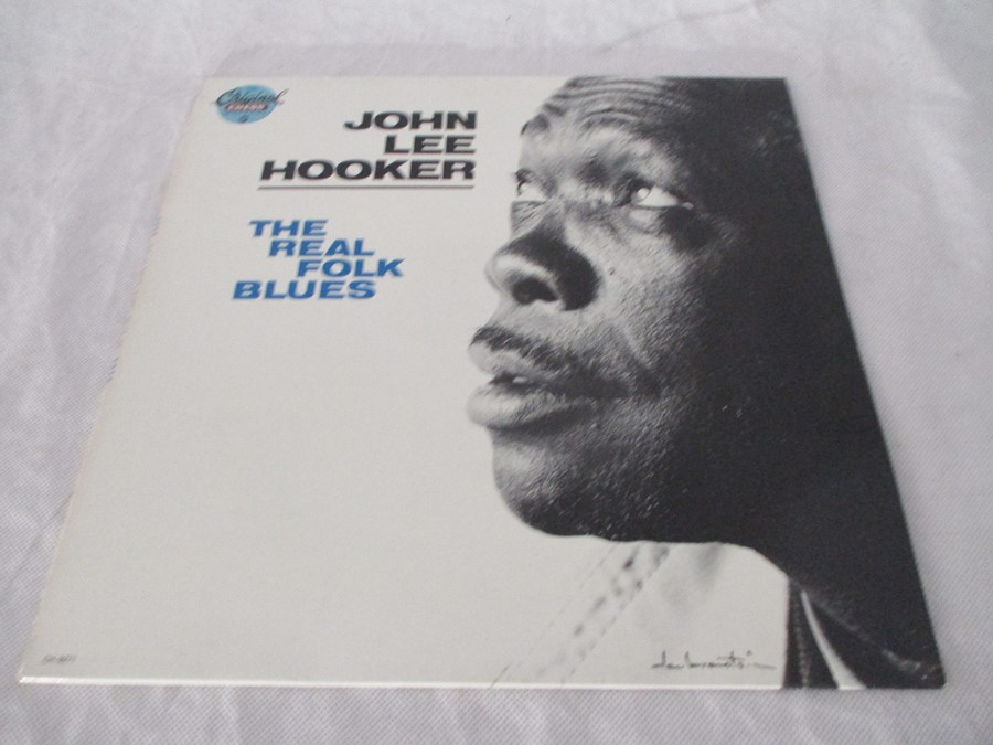 A collection of eight vintage blues 12" vinyl records including John Lee Hooker, Muddy Waters, Jesse - Image 4 of 9