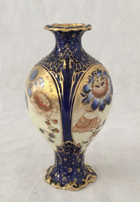 A pair of Royal Crown Derby jugs and vase in the Imari pattern - Image 10 of 13