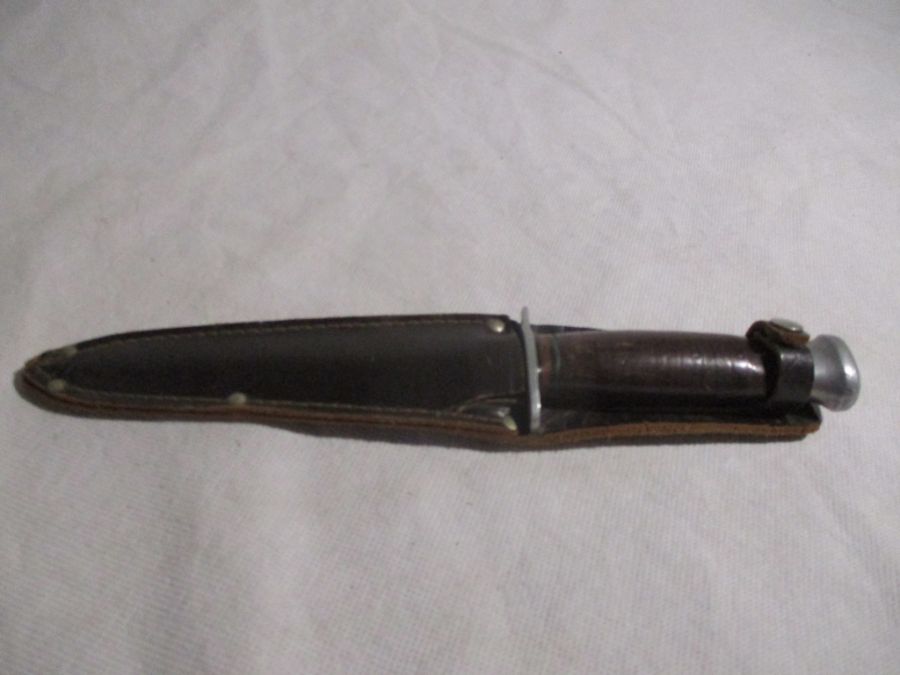 An Underhill & Co. knife in leather sheath along with a Commando style dagger( possibly by William - Image 10 of 10