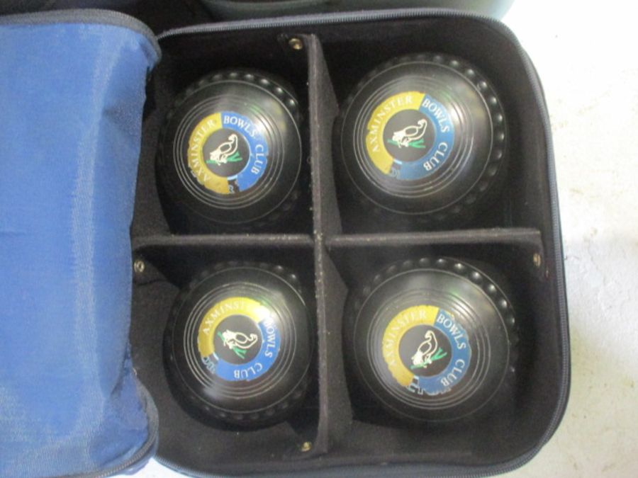 A collection of lawn bowls, including Thomas Taylor, Almark, Taylor Vector. Some are marked - Image 2 of 9