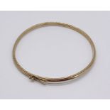 A 9 ct gold bracelet, weight 2.6g