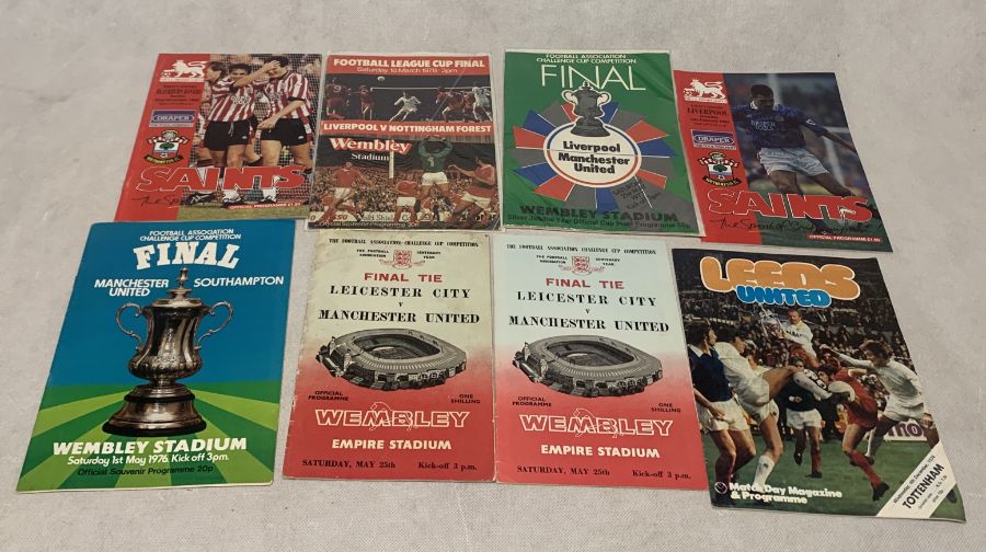 A collection of vintage football programmes from the 1950's onwards - Image 10 of 12