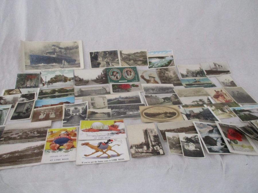 A collection of photographs, postcards etc including various postcards from Lyme Regis/Uplyme etc. - Image 25 of 52