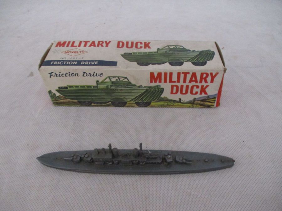 Three vintage cased matching Ideal military Motorific Trucks, along with two boxed Life-Like Hobby - Image 6 of 7